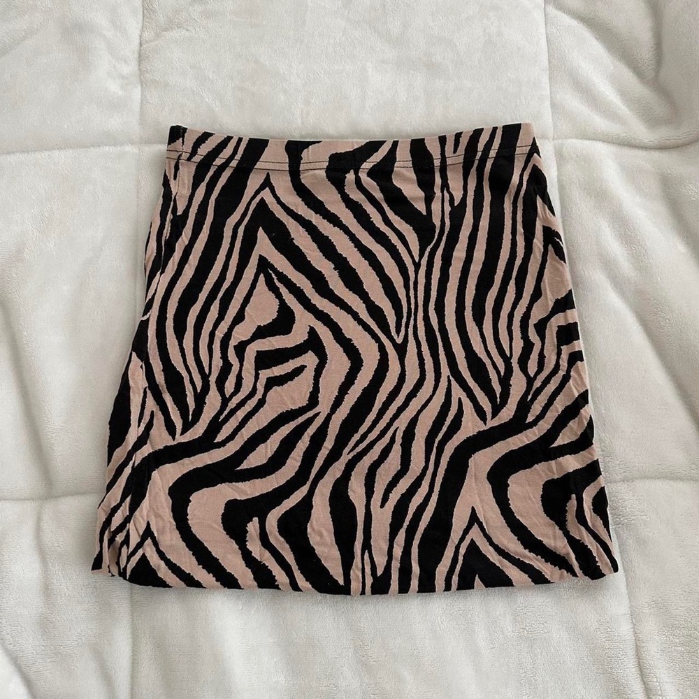 PLT patterned mini skirt